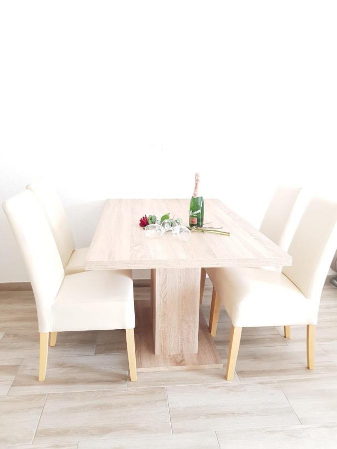 Apartmani Dobra Villa Vodice Zewnętrze zdjęcie