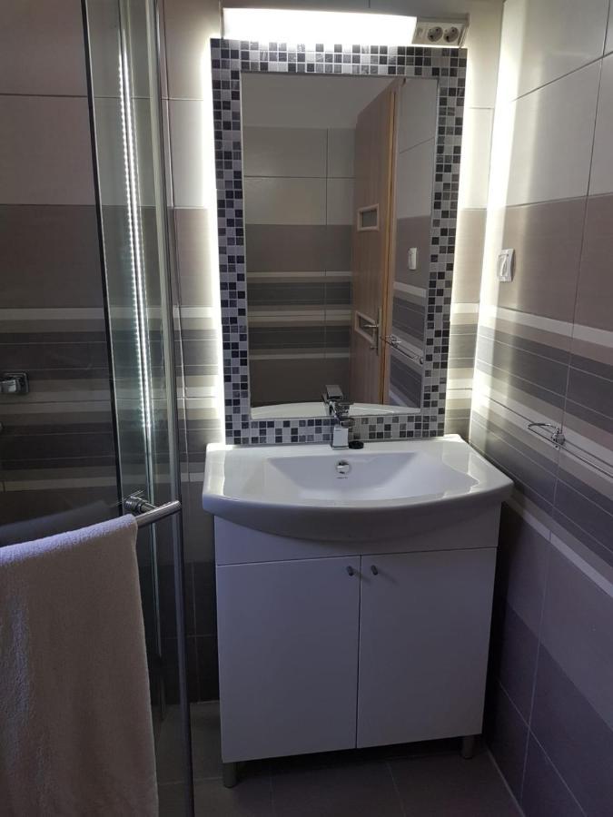 Apartmani Dobra Villa Vodice Zewnętrze zdjęcie