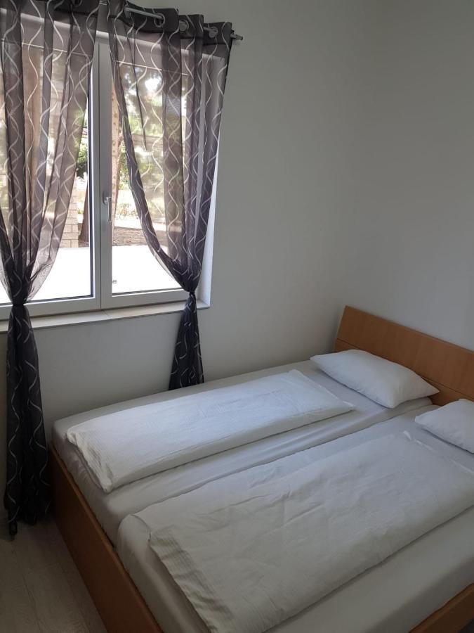 Apartmani Dobra Villa Vodice Zewnętrze zdjęcie