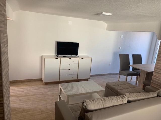 Apartmani Dobra Villa Vodice Zewnętrze zdjęcie